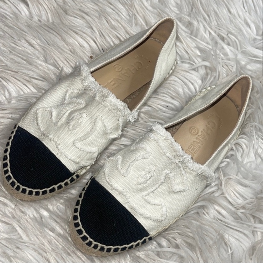 Chanel Espadrille Flat Cream Black 35
